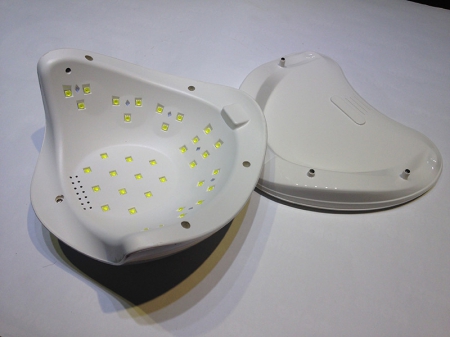 Двухволновая LED-UV лампа для ногтей Sun 5 plus Original 48 Вт Двухволновая LED-UV лампа для ногтей Sun 5 plus Original 48 Вт